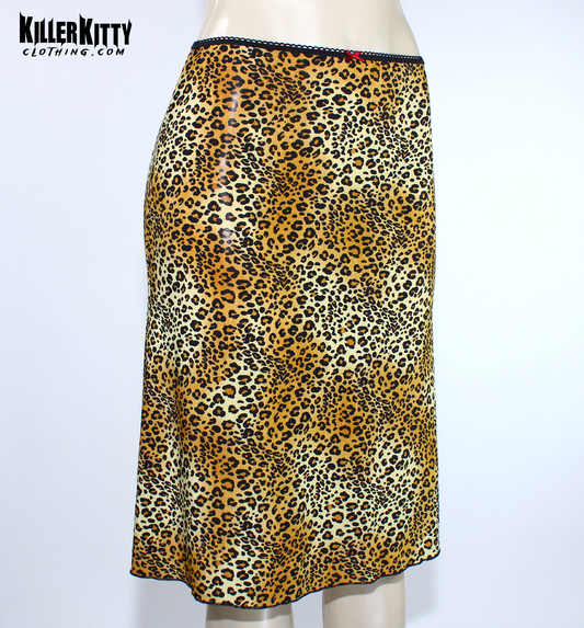 Classic Leopard Print Midi Skirt