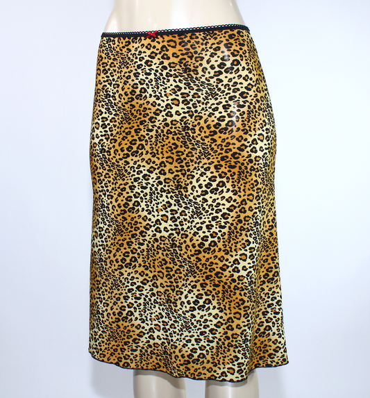 Classic Leopard Print Midi Skirt
