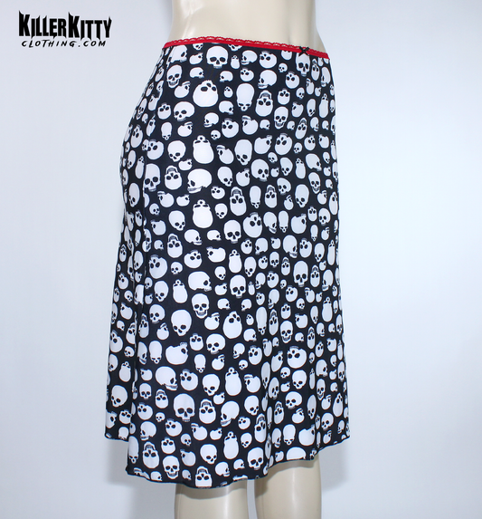 Skull Print Knee-Length Midi Skirt